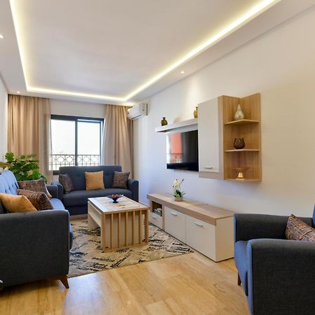 Appartement Charmant & Cozy - Centre Ville De ラバト エクステリア 写真