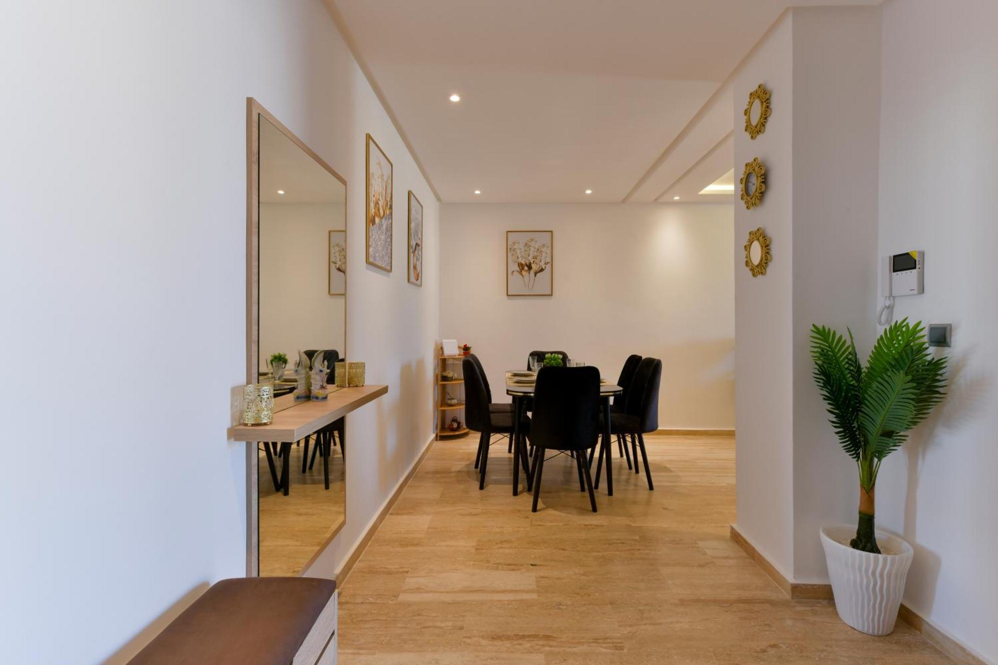 Appartement Charmant & Cozy - Centre Ville De ラバト エクステリア 写真